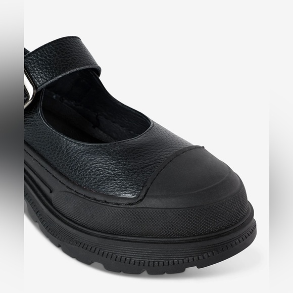 NWOT Intentionally Blank Courtney Lug Sole
Mary Jane size 39 size 8.5 - Picture 8 of 15